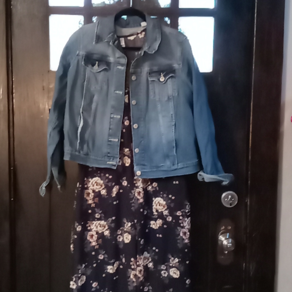 Romper - Picture 3 of 3